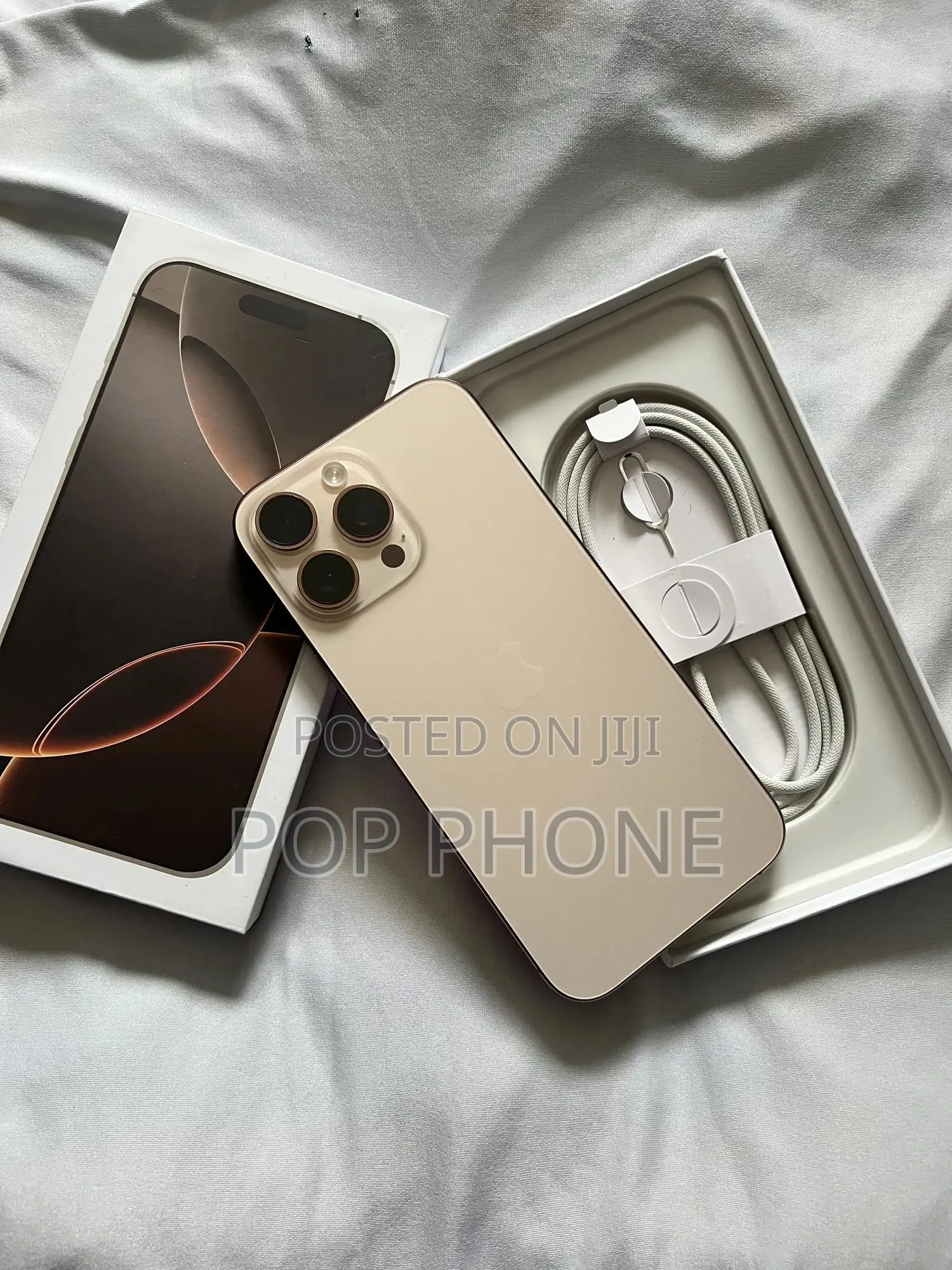 Apple iPhone 16 Pro Max 256 GB Gold