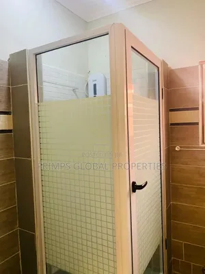 7bdrm House in East Legon for sale