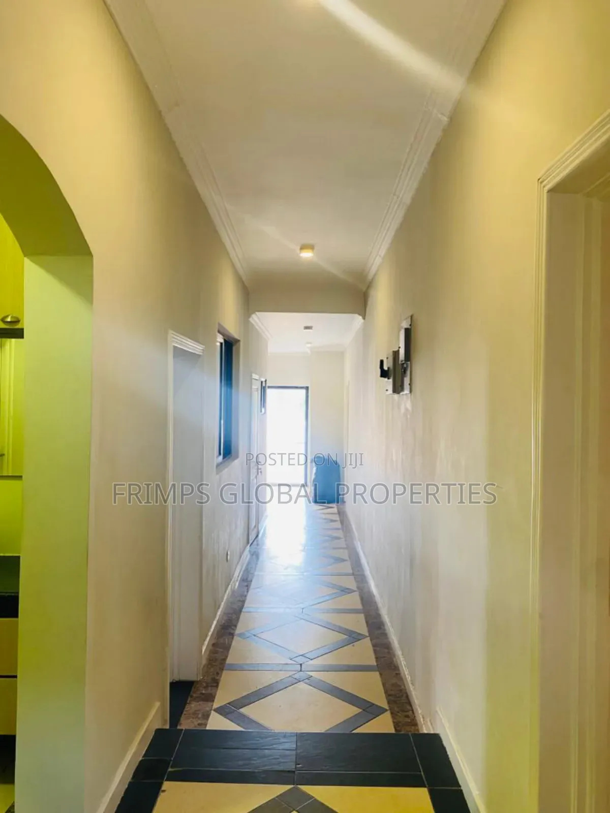 7bdrm House in East Legon for sale