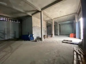 700 Square Meter Warehouse for Rent at Spintex
