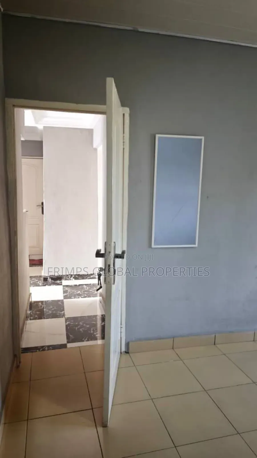 9bdrm Apartment in Ashomang Estate for sale
