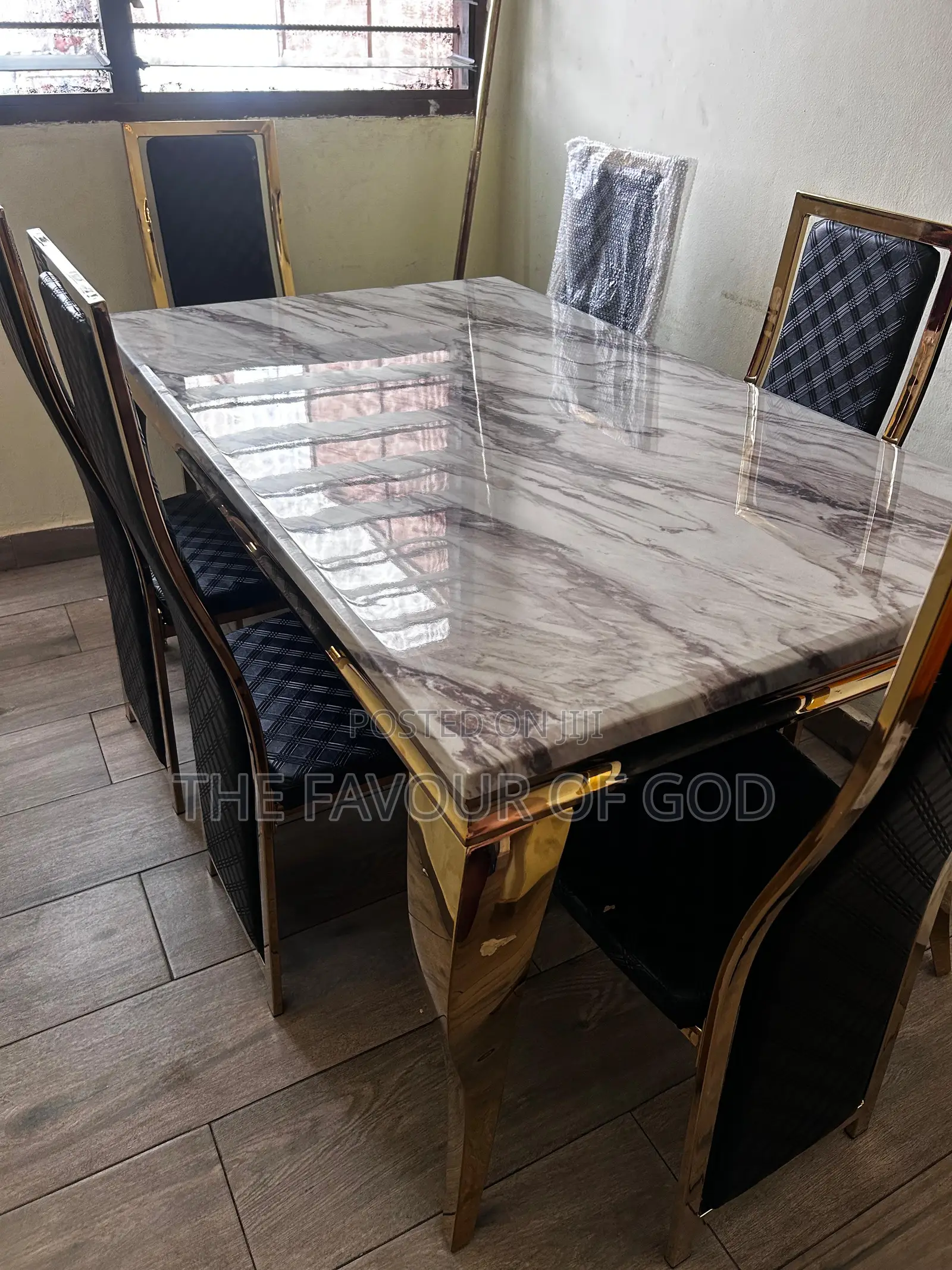 Nice Looking 6seater Marble Dining Set