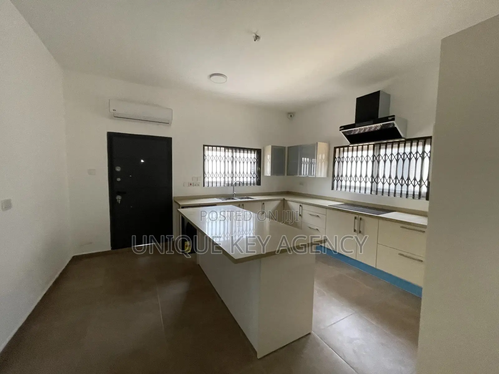 4bdrm House in Unique Key Agency, Spintex for sale