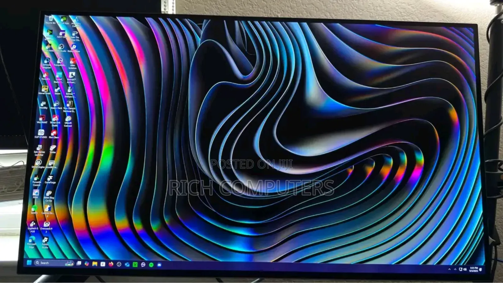 32inches Lg Oled Monitor