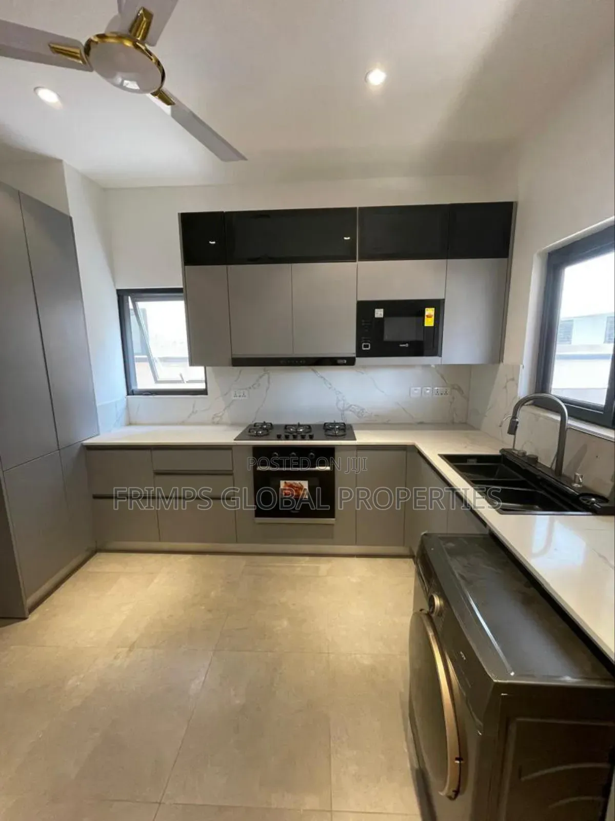 4bdrm House in Adenta for sale