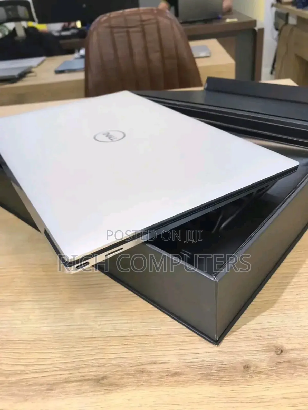 New Laptop Dell XPS 13 16GB Intel Core i5 SSD 512GB