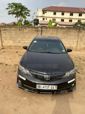 Toyota Camry SE 4dr Sedan (2.5L 4cyl 6A) 2014 Black
