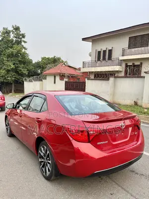 Toyota Corolla SE 4dr Sedan (1.8L 4cyl CVT) 2017 Red
