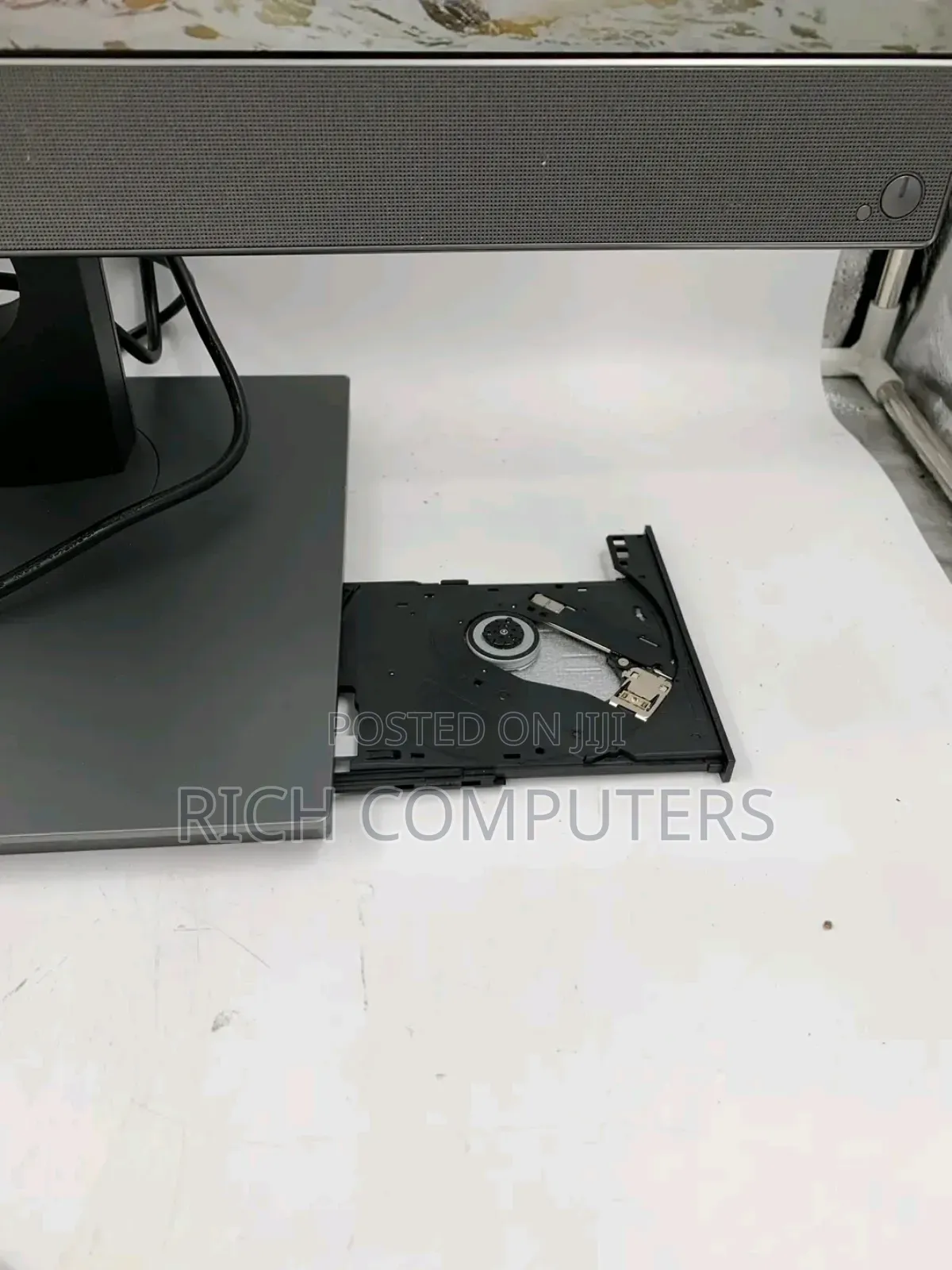 Dell Optiplex 3240 All-In-One 8GB Intel Core i5 SSD 256GB