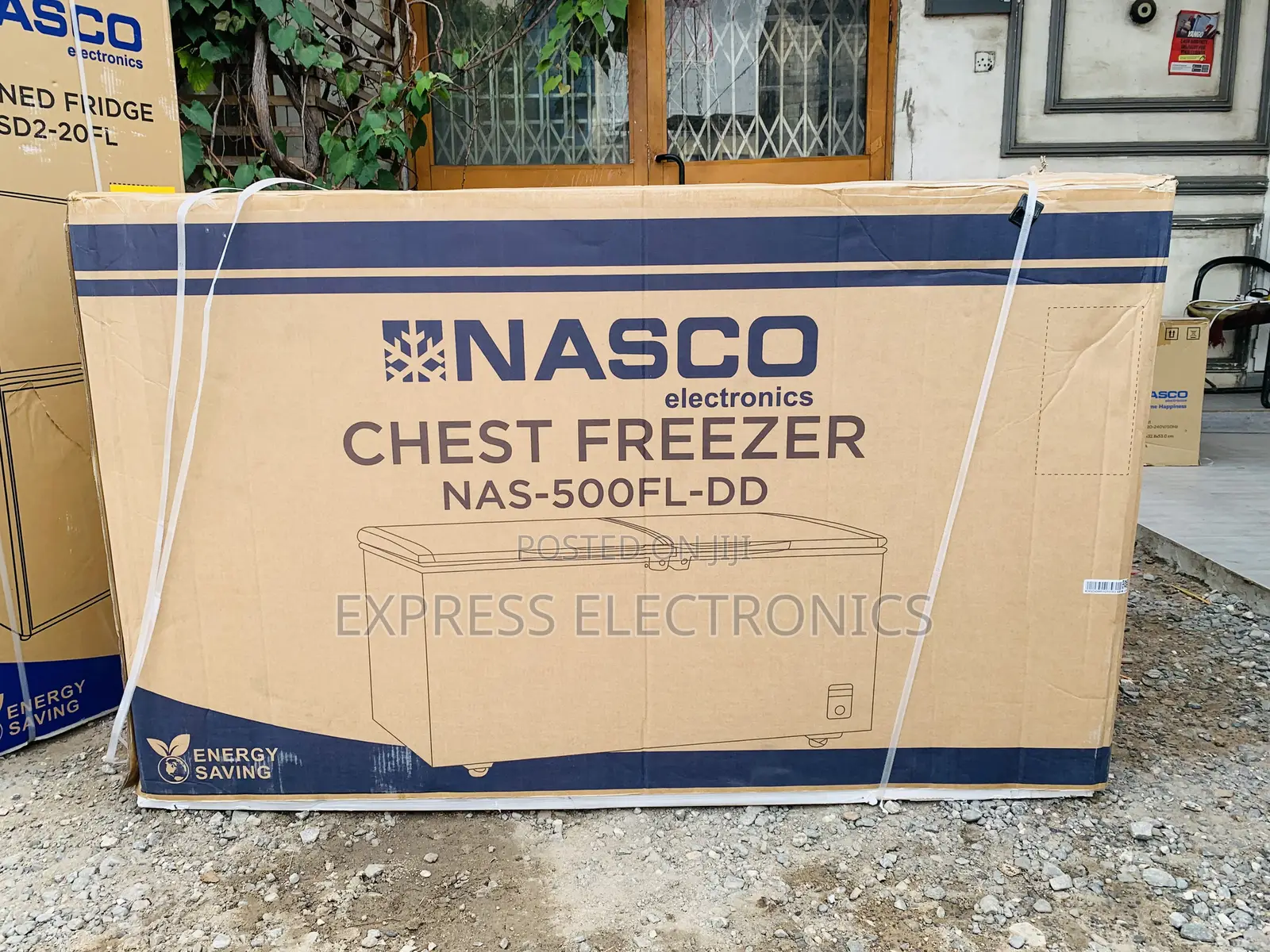 Grab the New Nasco Chest Freezer 425l
