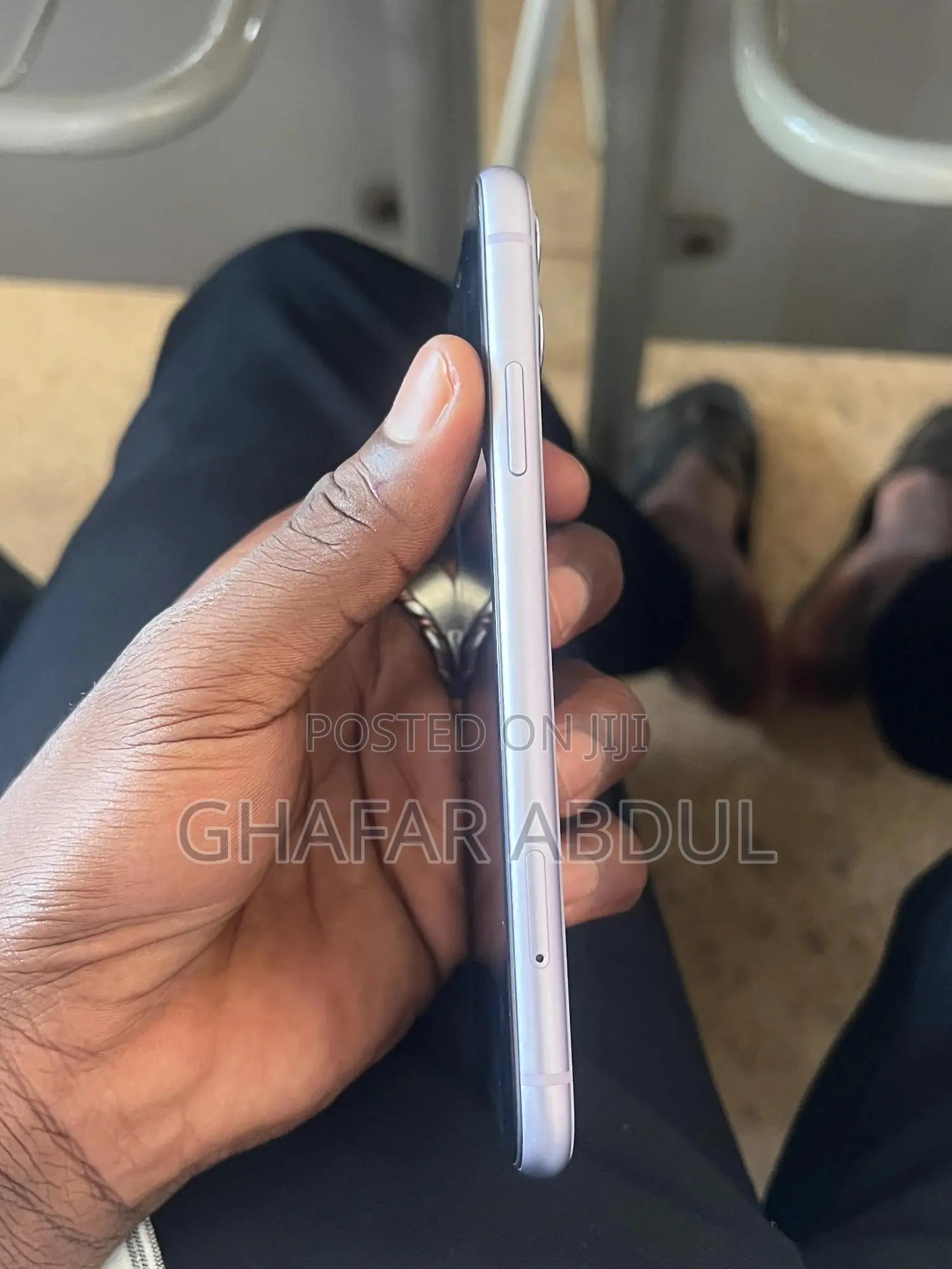 New Apple iPhone 11 64 GB Purple