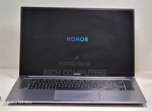 New Laptop Howard 16GB AMD Ryzen 5 SSD 512GB