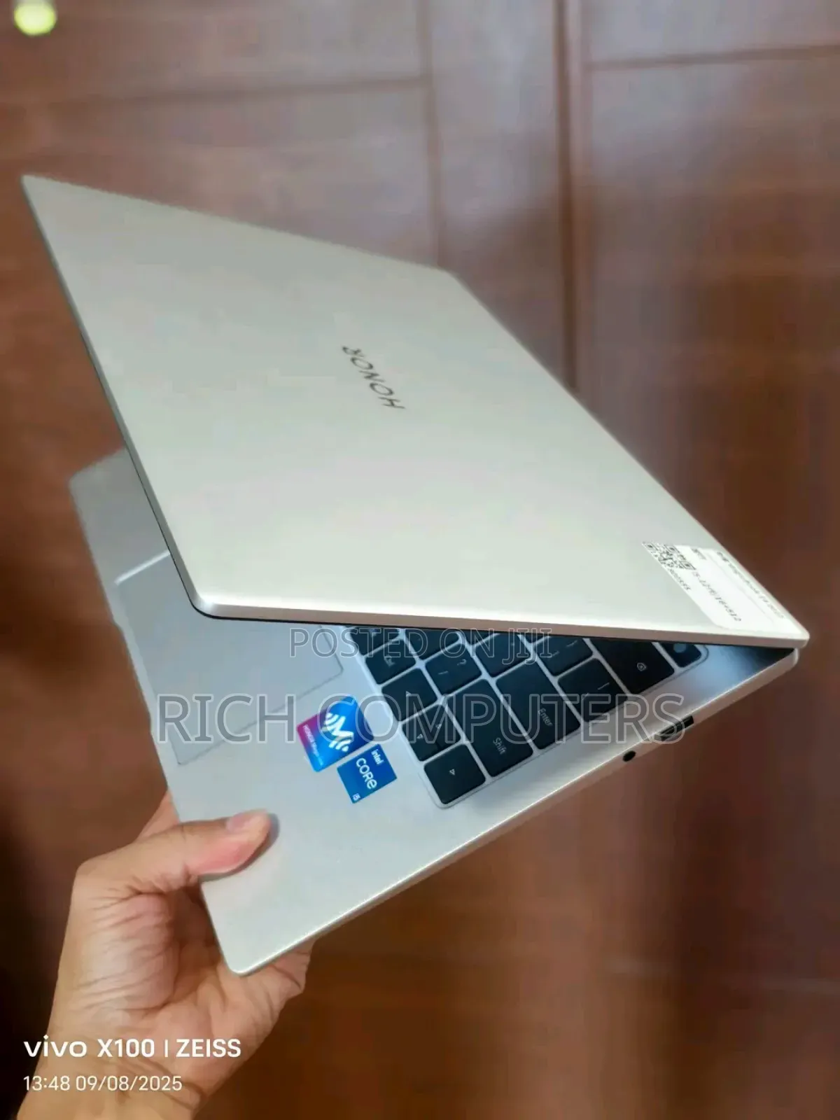 New Laptop Howard 16GB Intel Core i5 SSD 512GB