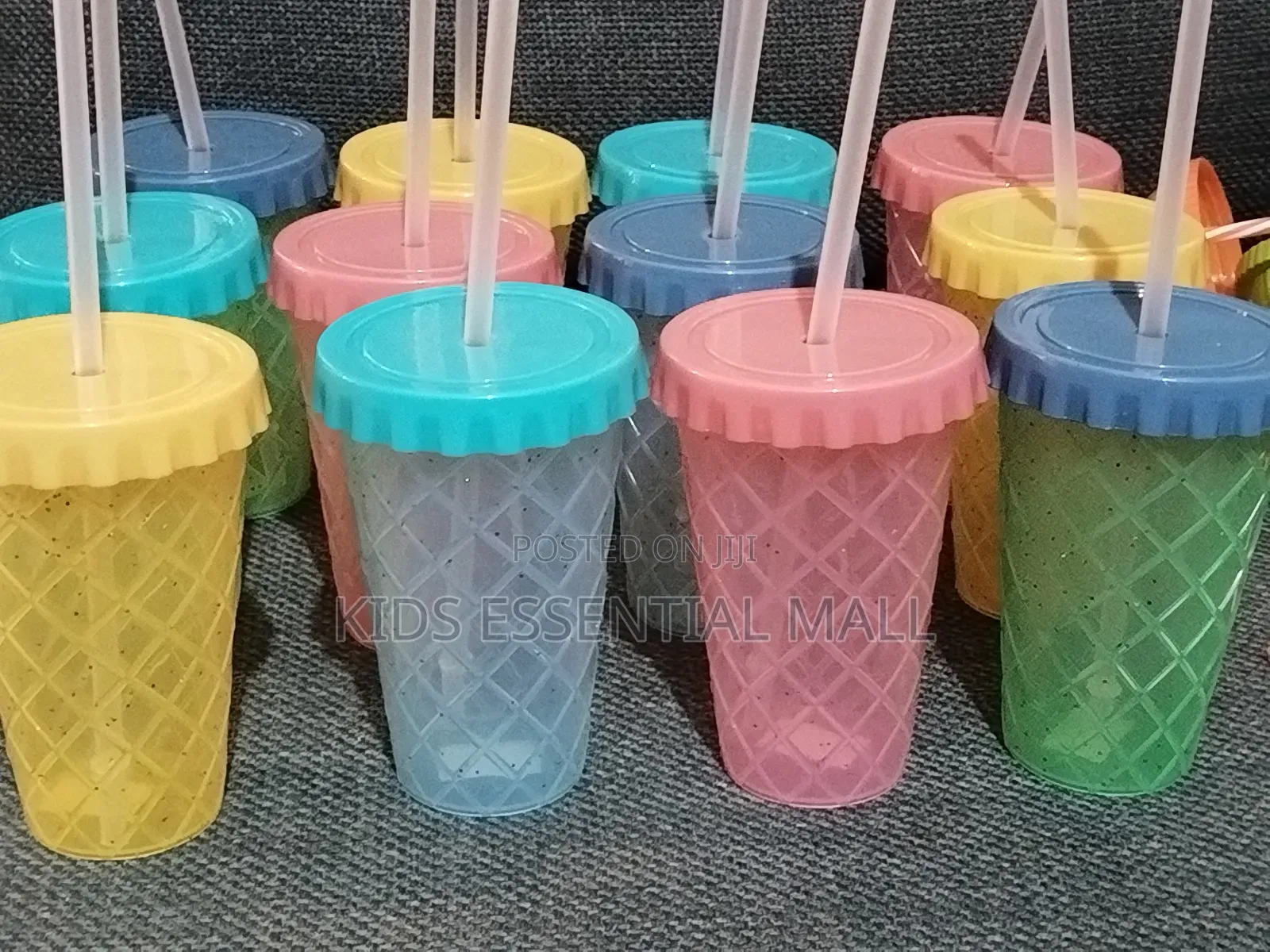 Party Cups With Cover and Straw Birthday Partypacks