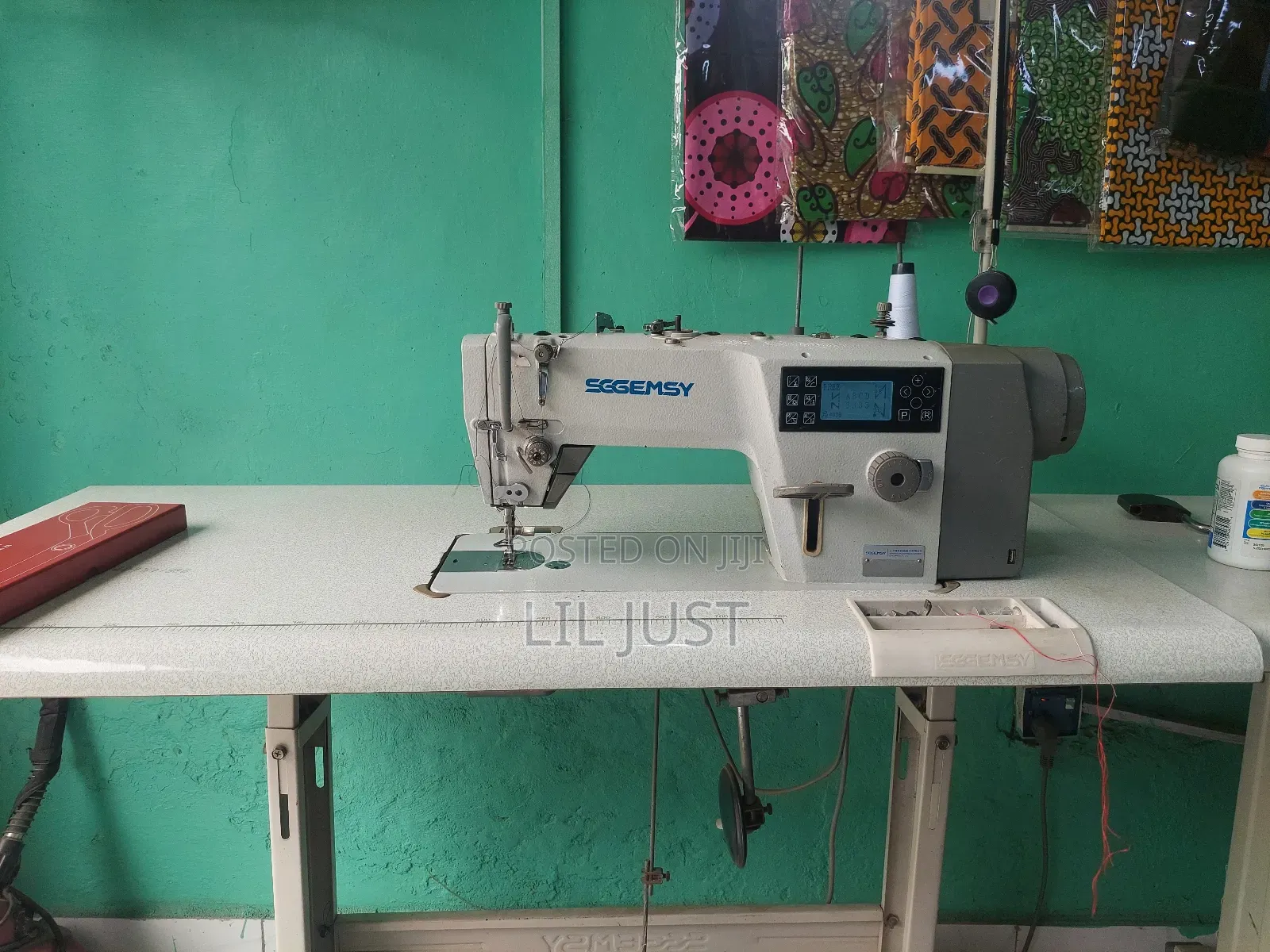 Industrial Sewing Machine