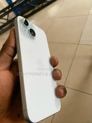 Apple iPhone 15 256 GB White