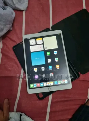 Apple iPad Pro 128 GB Gray