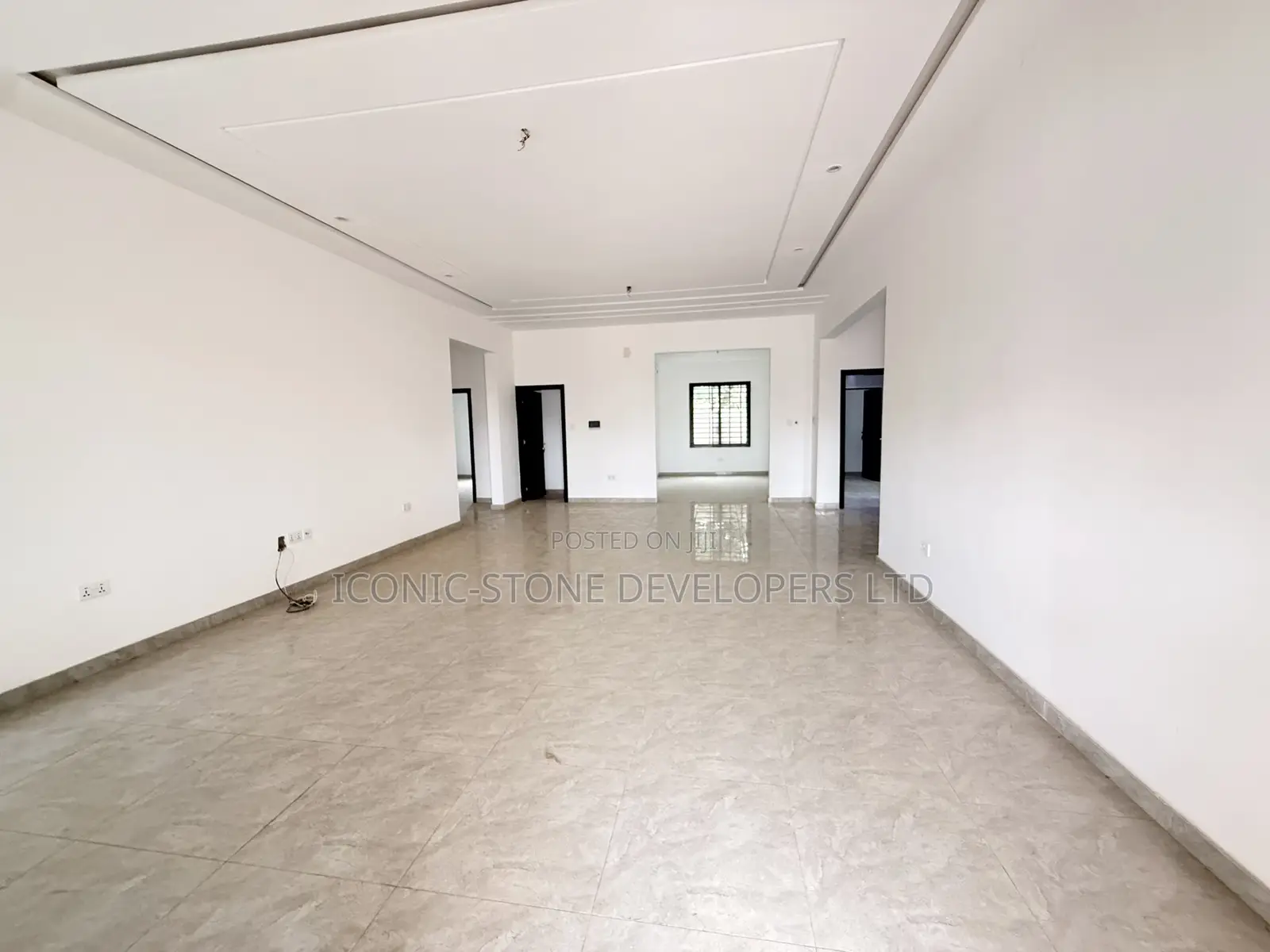 3bdrm House in Lakeside Estate for sale