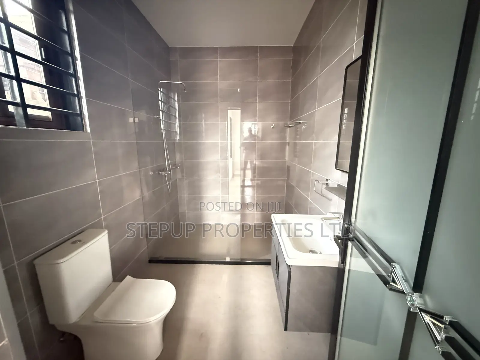 3bdrm House in Lakeside Estate for sale