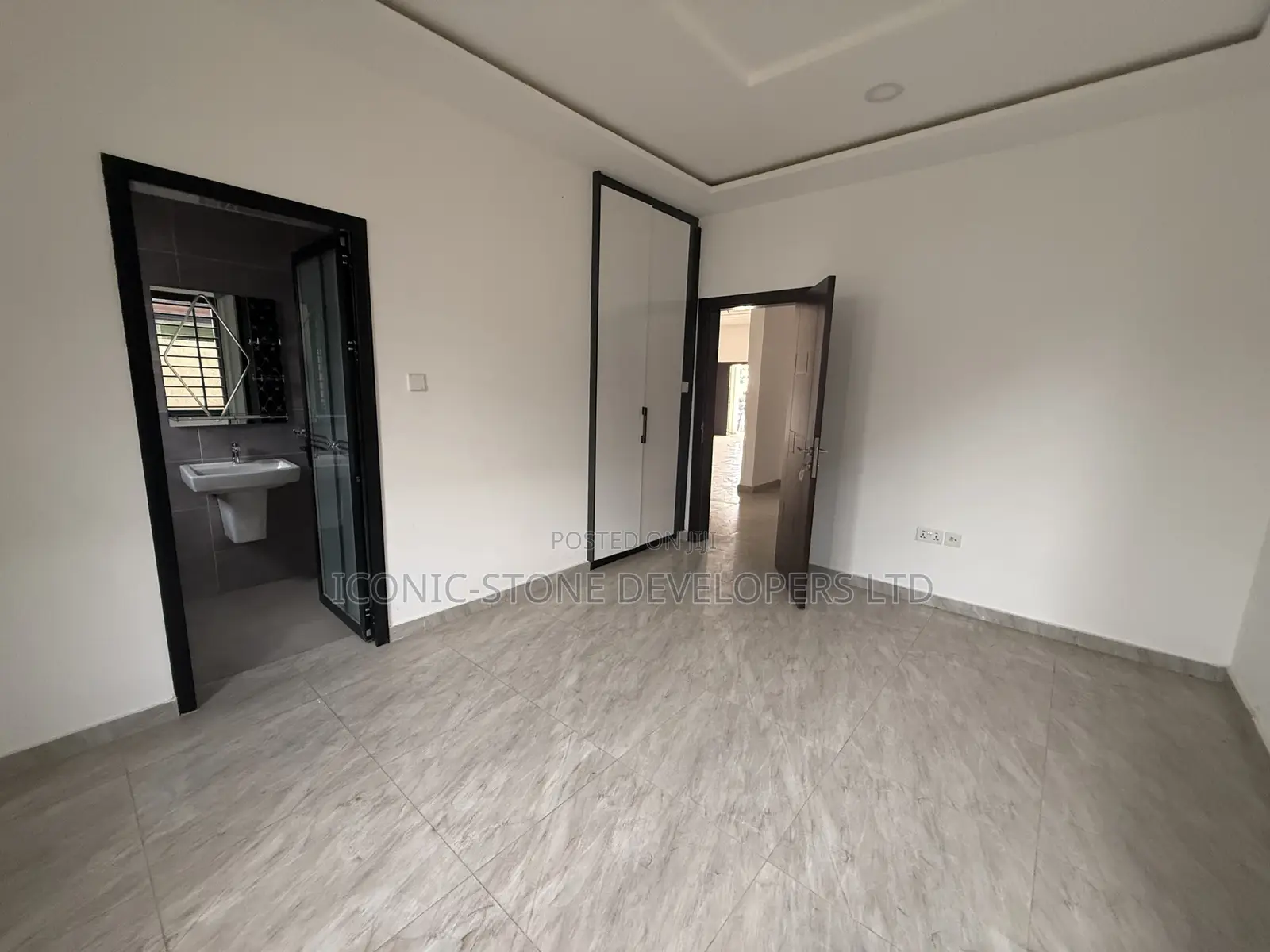 3bdrm House in Lakeside Estate for sale