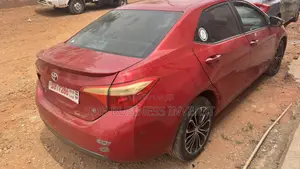 Toyota Corolla LE Eco Plus 4dr Sedan (1.8L 4cyl CVT) 2016 Red