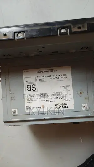 2022 Original Toyota Corolla Le Car Stereo