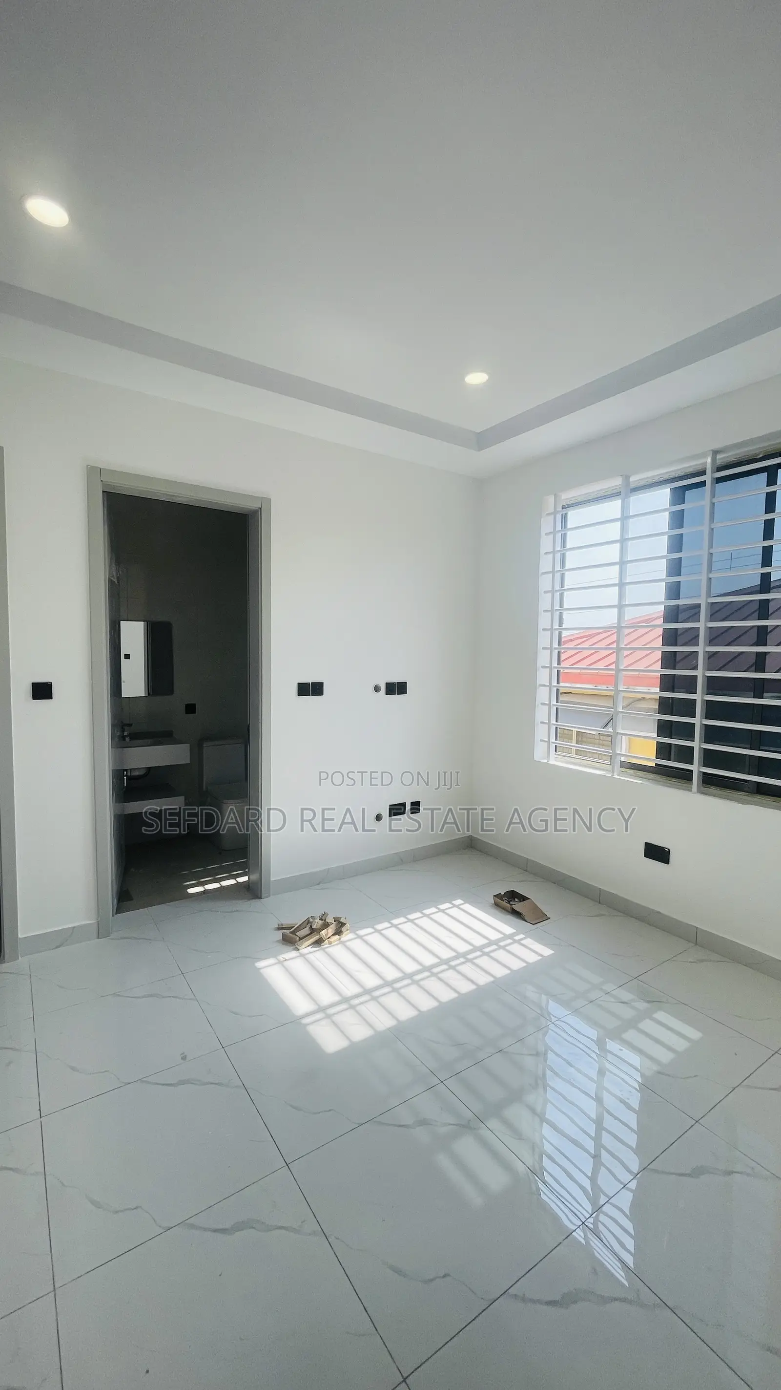 4bdrm House in Abelemkpe for sale