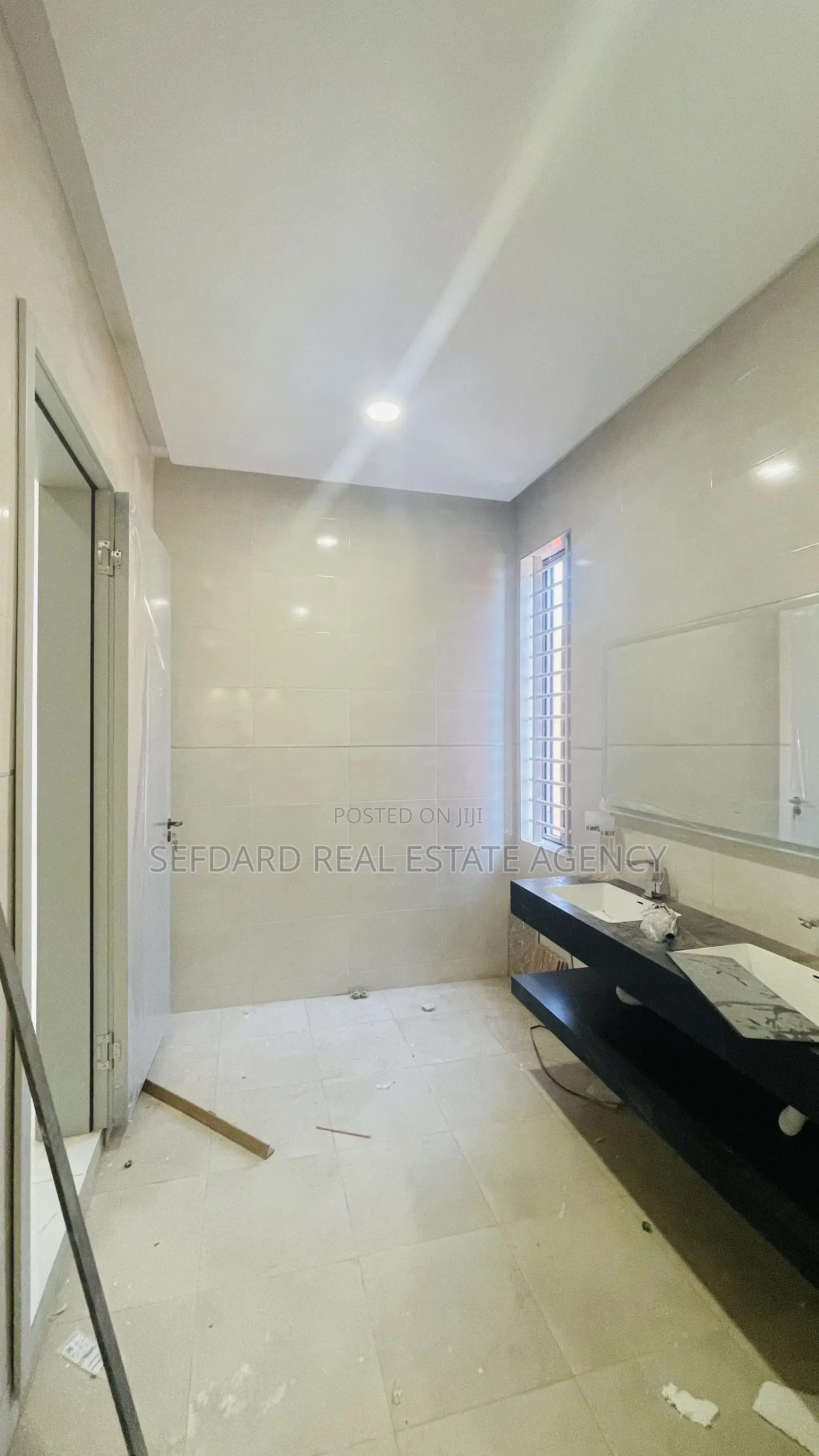 4bdrm House in Abelemkpe for sale