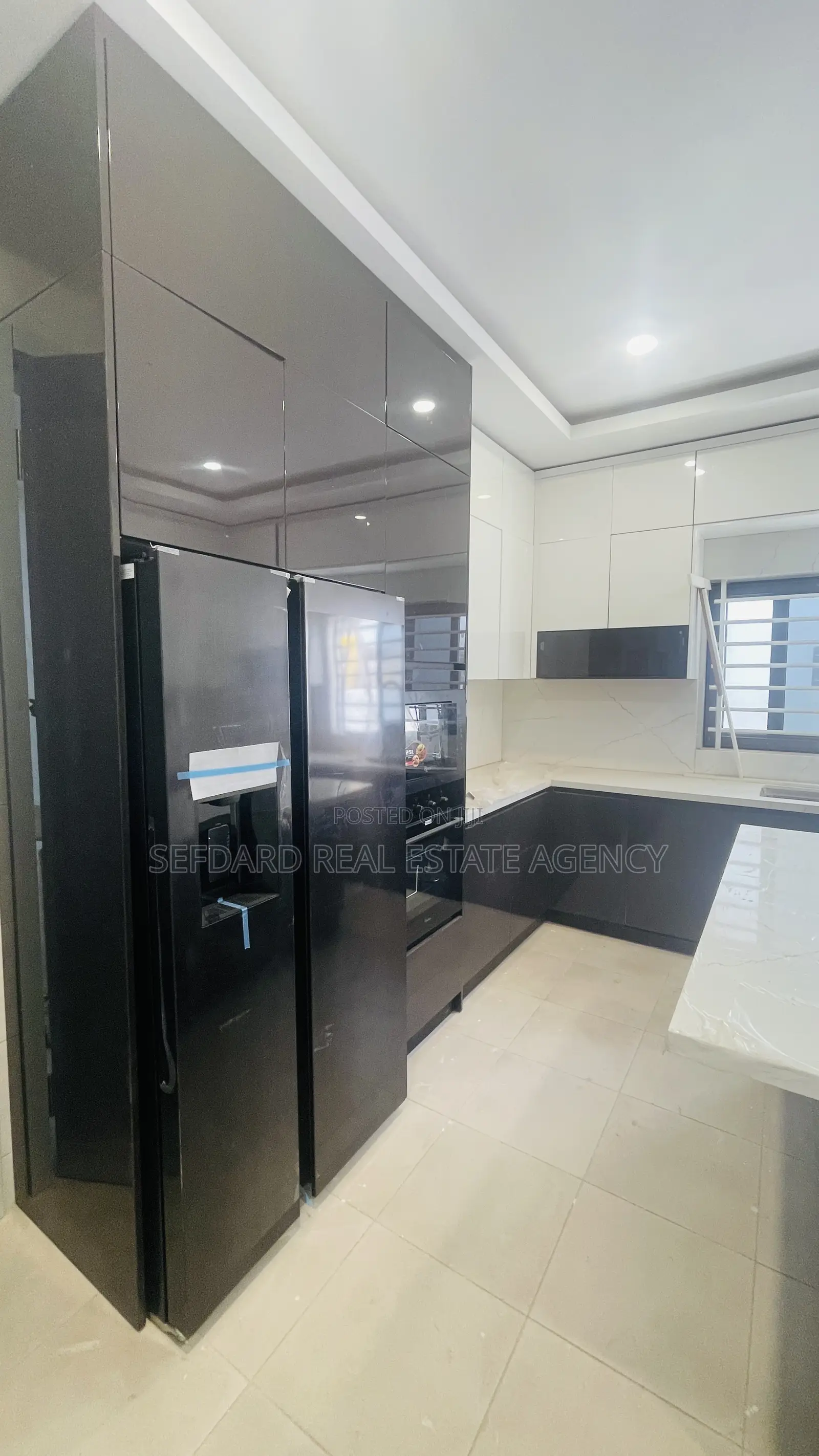 4bdrm House in Abelemkpe for sale