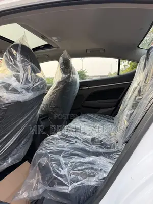 Hyundai Elantra SEL 2018 White