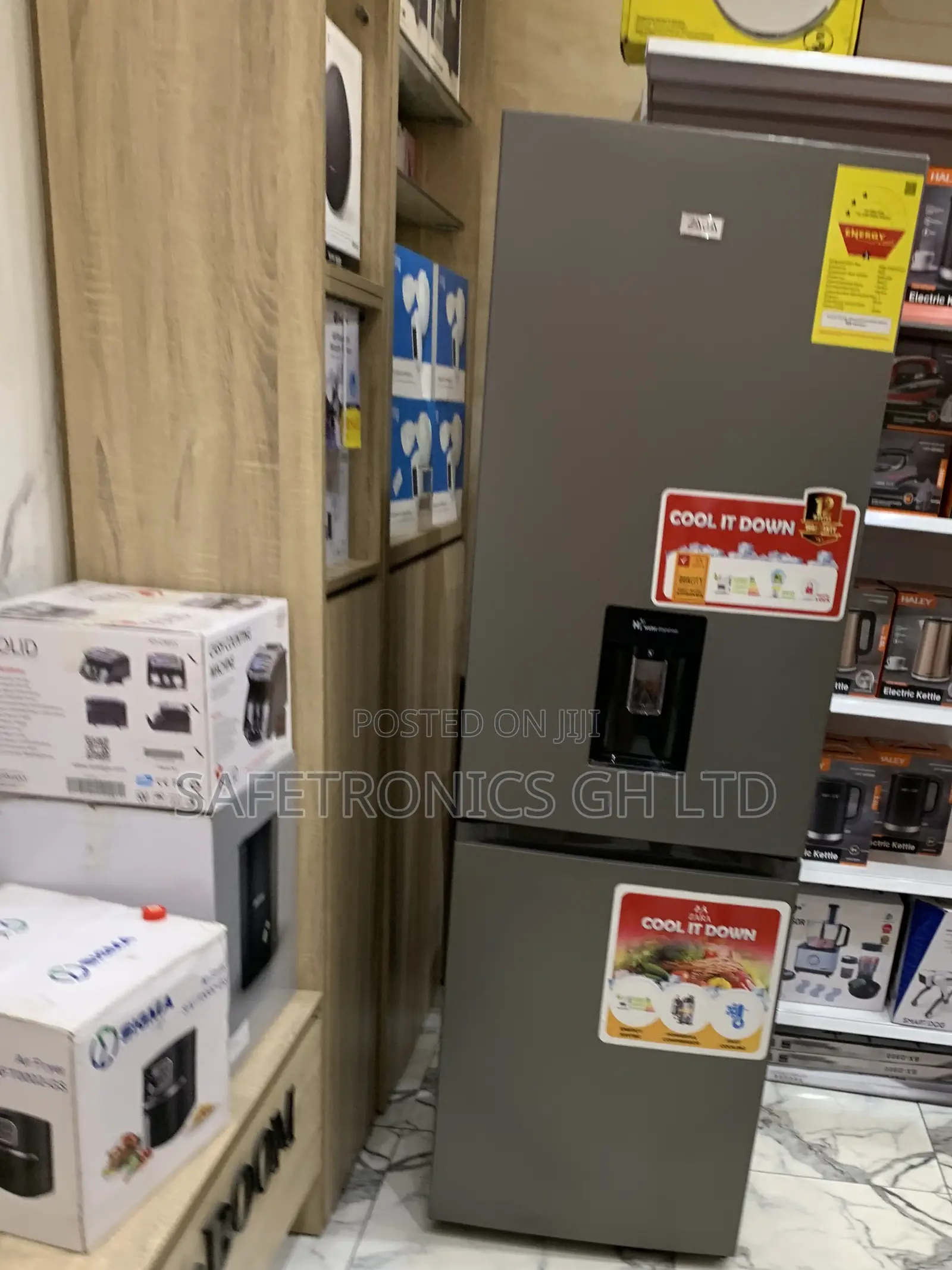Essential Bottom Mount Water Dispenser 300 Liters Zara-40bwd Fridge