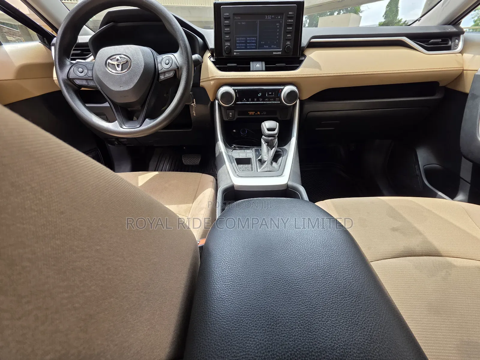 Rent a Toyota Rav4