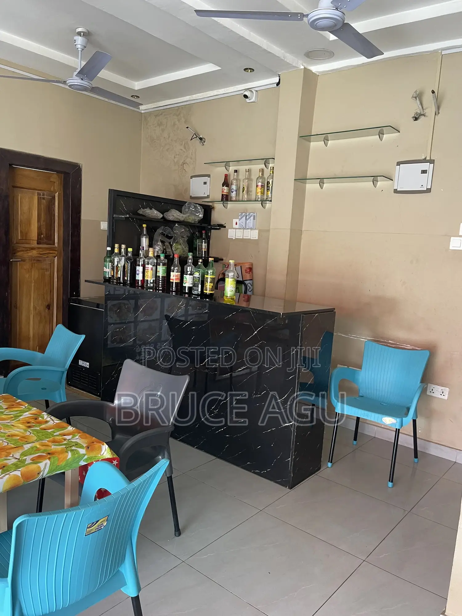 Resturant For Rent