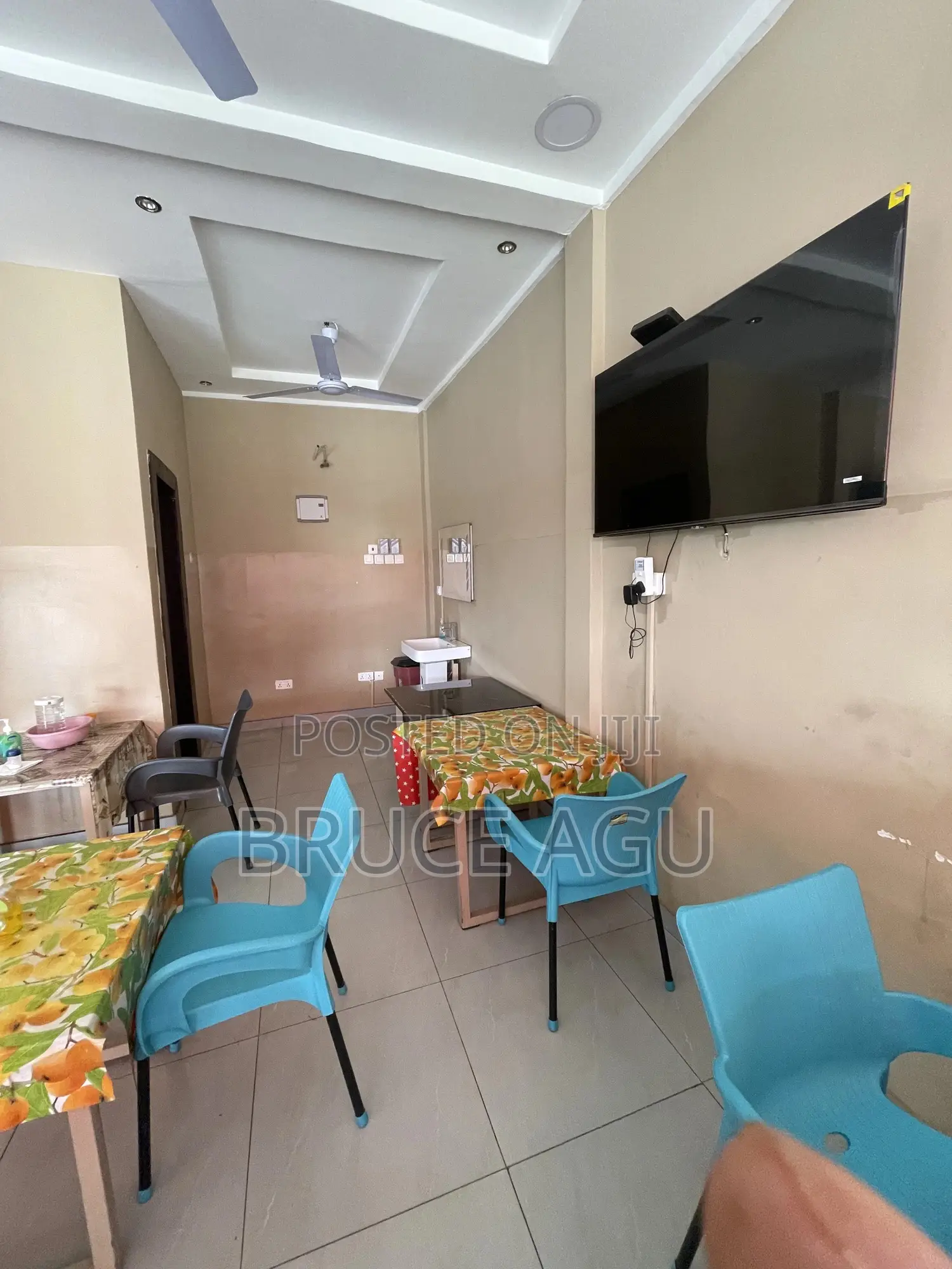 Resturant For Rent