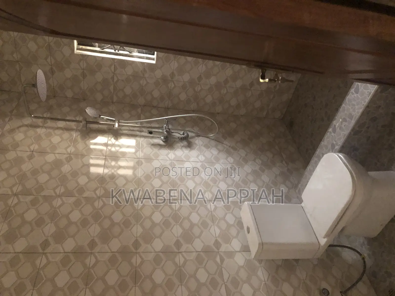 6bdrm House in Mark Estate At, Kumasi Metropolitan for rent