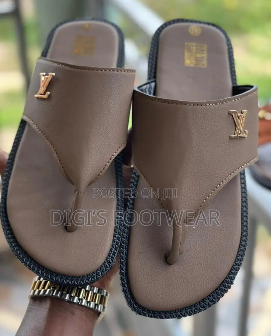 Dark Brown Leather Nail Slippers
