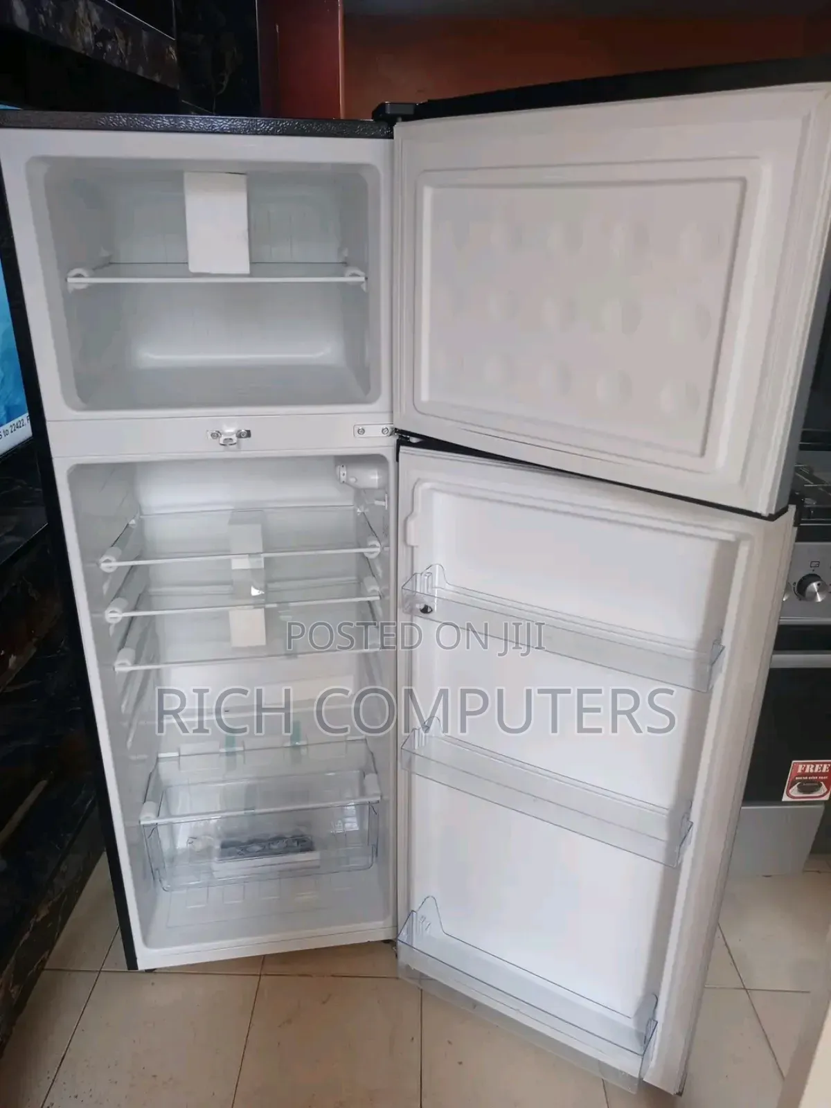 Pearl Von Fridge