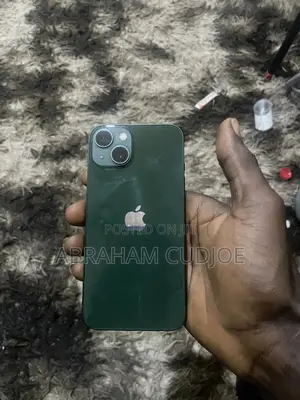 Apple iPhone 13 128 GB Green