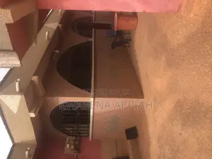 15bdrm Block of Flats in Mark Estate At, Kumasi Metropolitan for sale