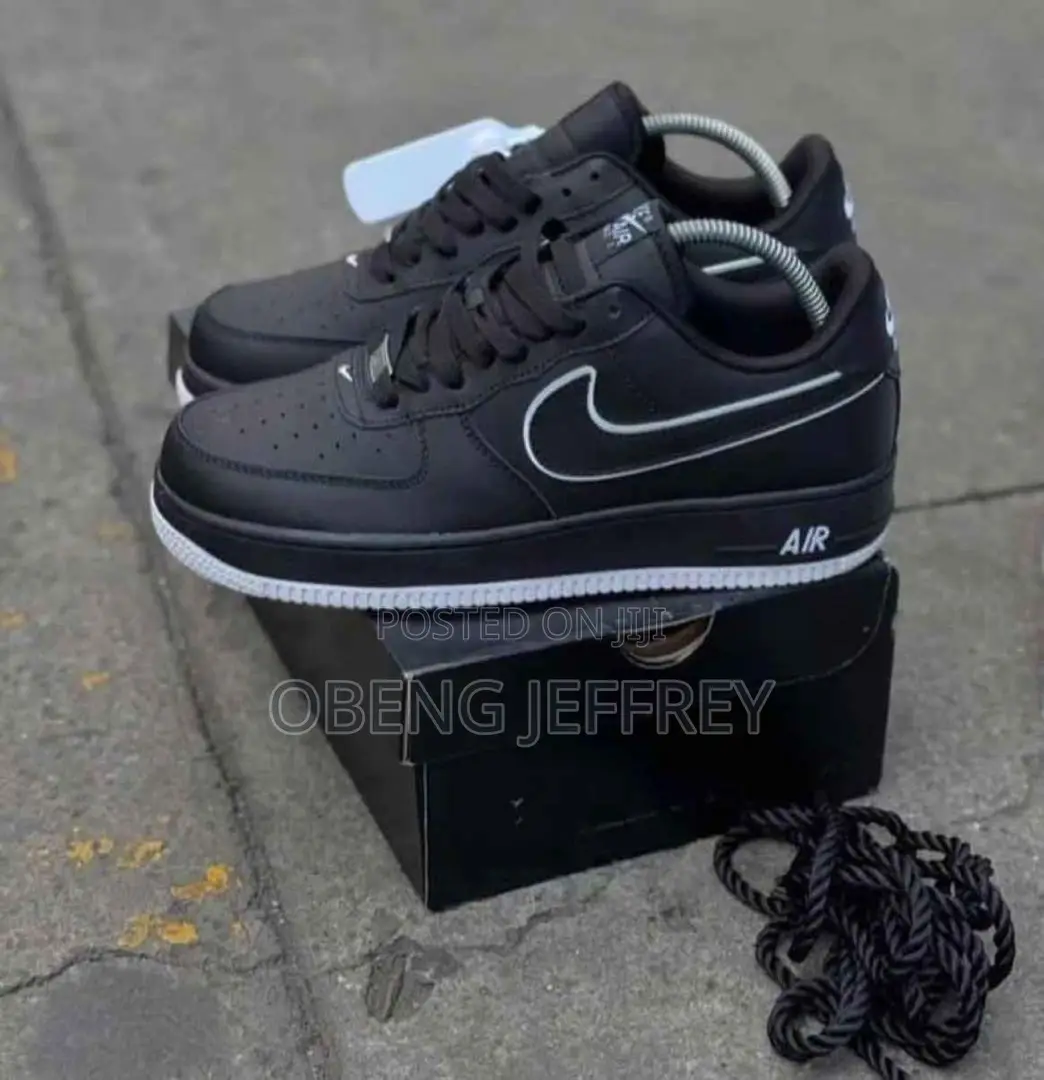 Original Airforce 1 07 Black, White Swoosh Outline