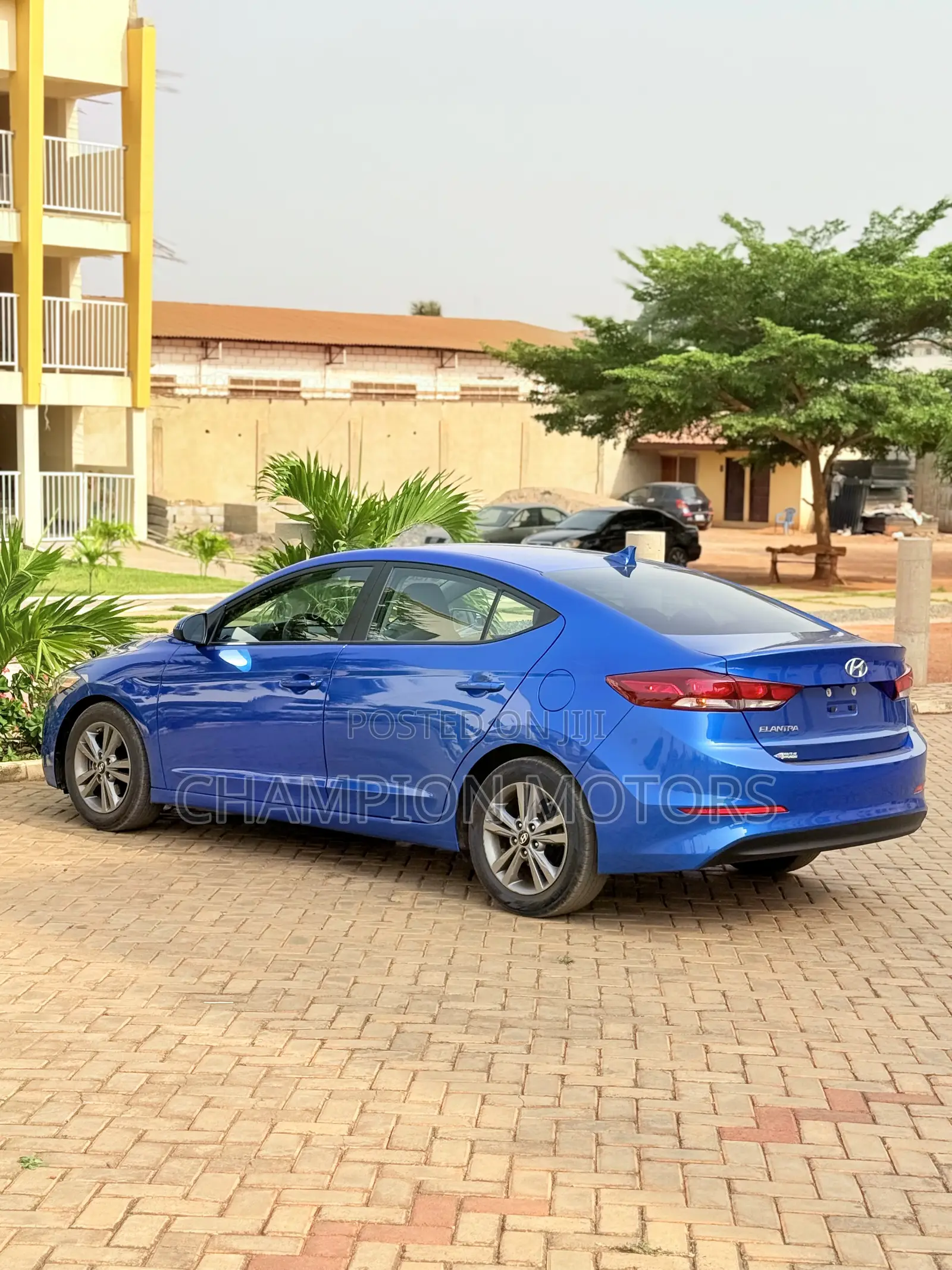 Hyundai Elantra 2017 Blue