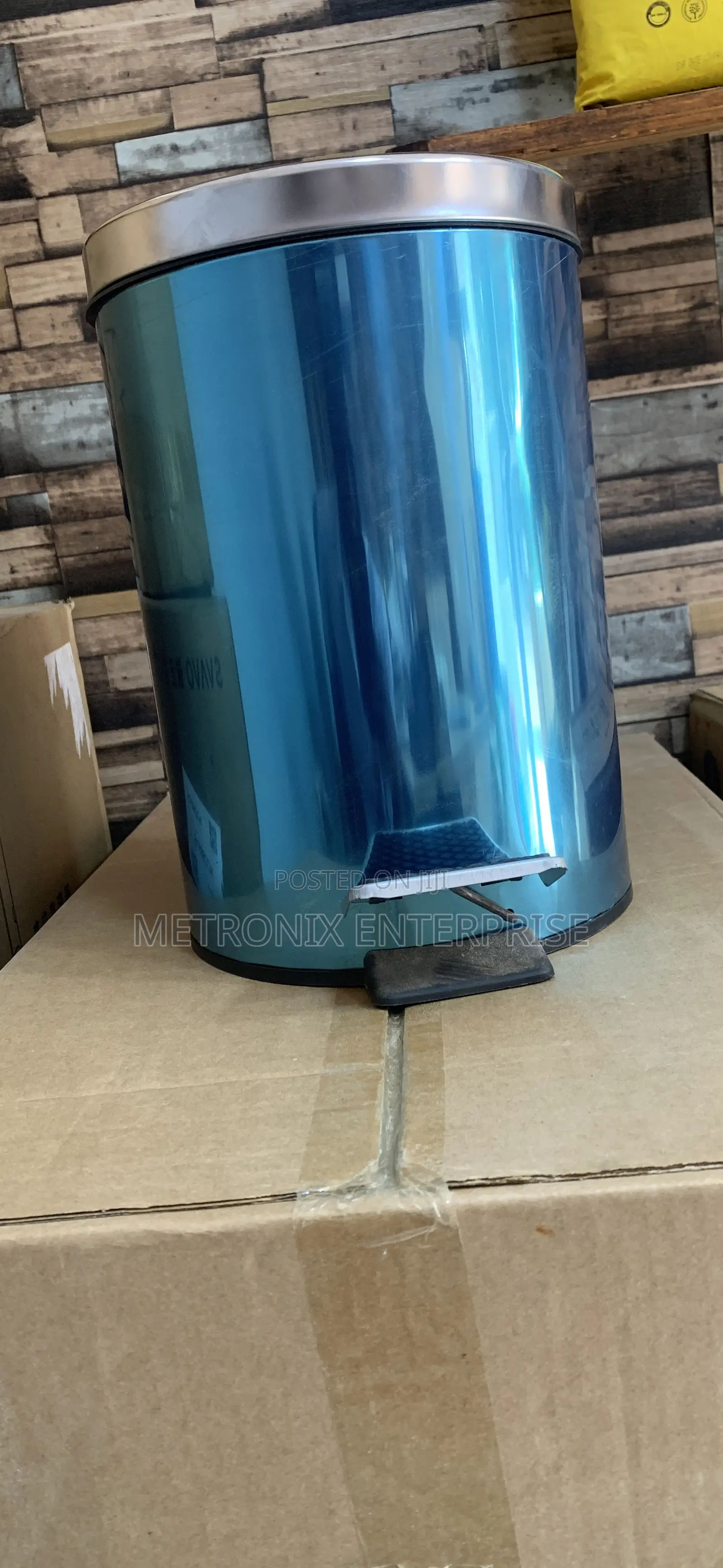 Stainless Steel Trash Bin,8l(Pedal)