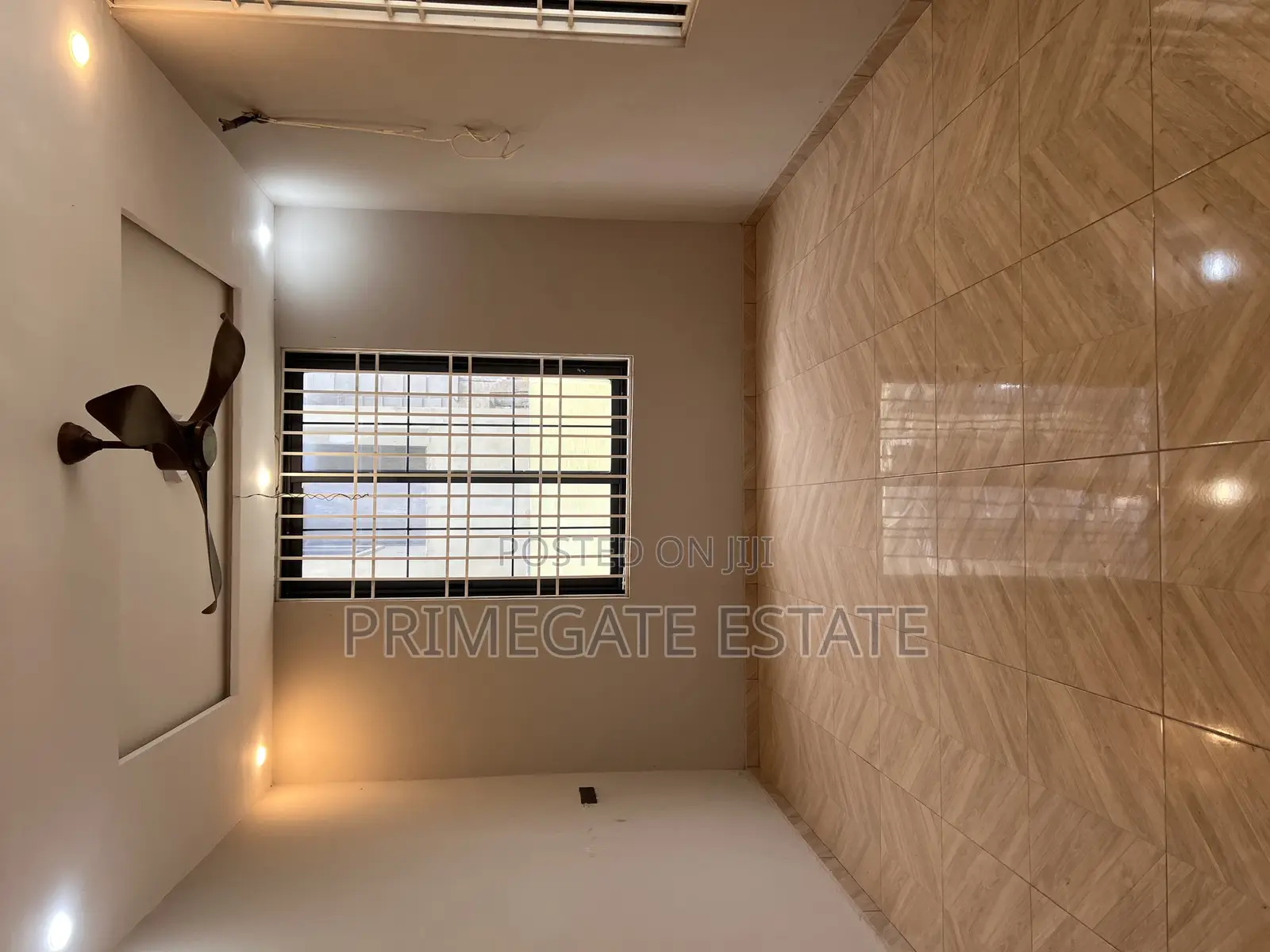 5bdrm House in Primegate Estate, Police Station for sale