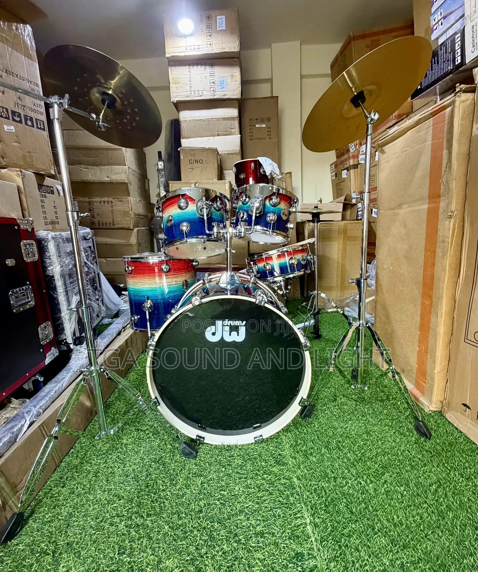 Dw 5pcs Complete Drum Set [3 Cymbals]