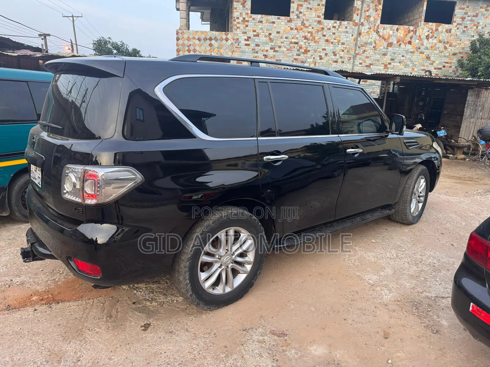 Nissan Patrol 2012 Black