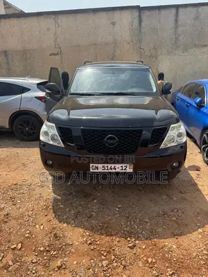Nissan Patrol 2012 Black