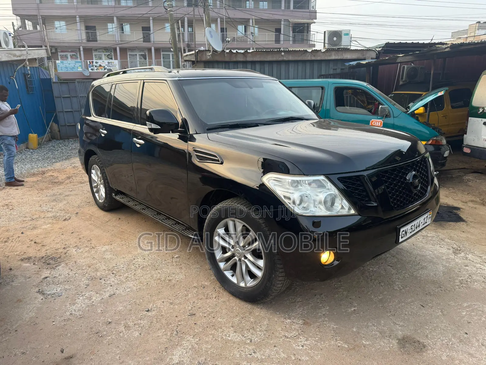Nissan Patrol 2012 Black