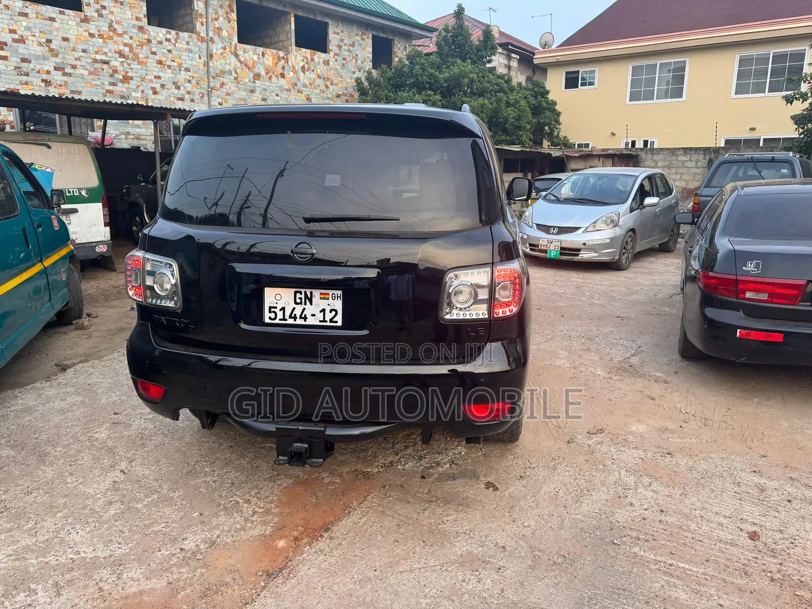 Nissan Patrol 2012 Black