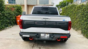 Ford F-150 Raptor 4x4 SuperCab Styleside 5.5 ft. box 133 in. WB 2019