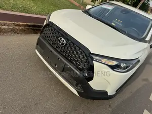 Toyota Corolla Cross 2.0 Petrol FWD 2022 White